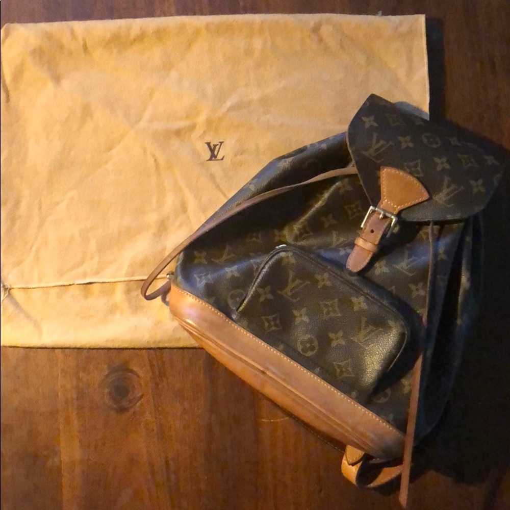 100% authentic vintage Louis Vuitton backpack
